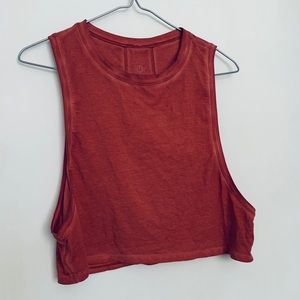 Lululemon « muscle love » crop tank
